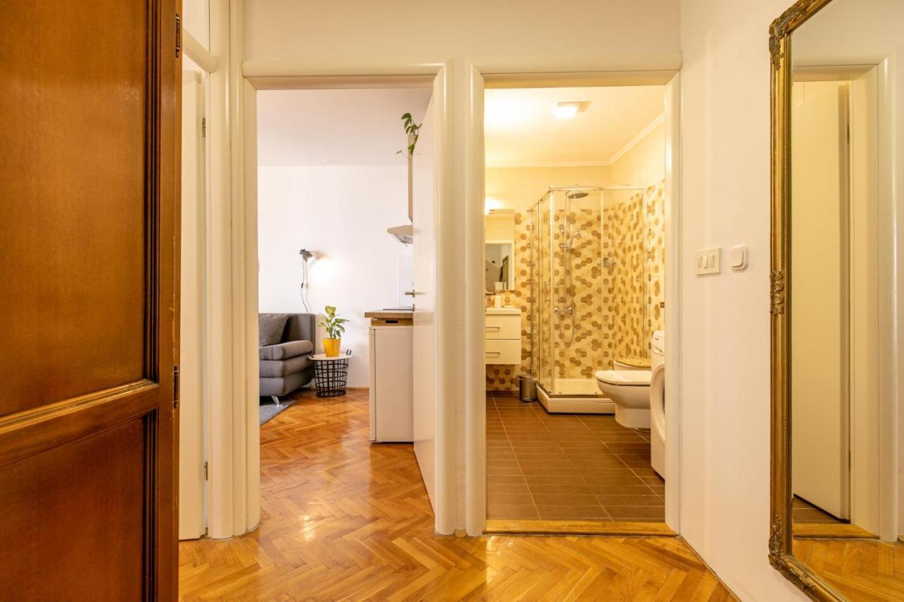 Pula City Accomodation エクステリア 写真